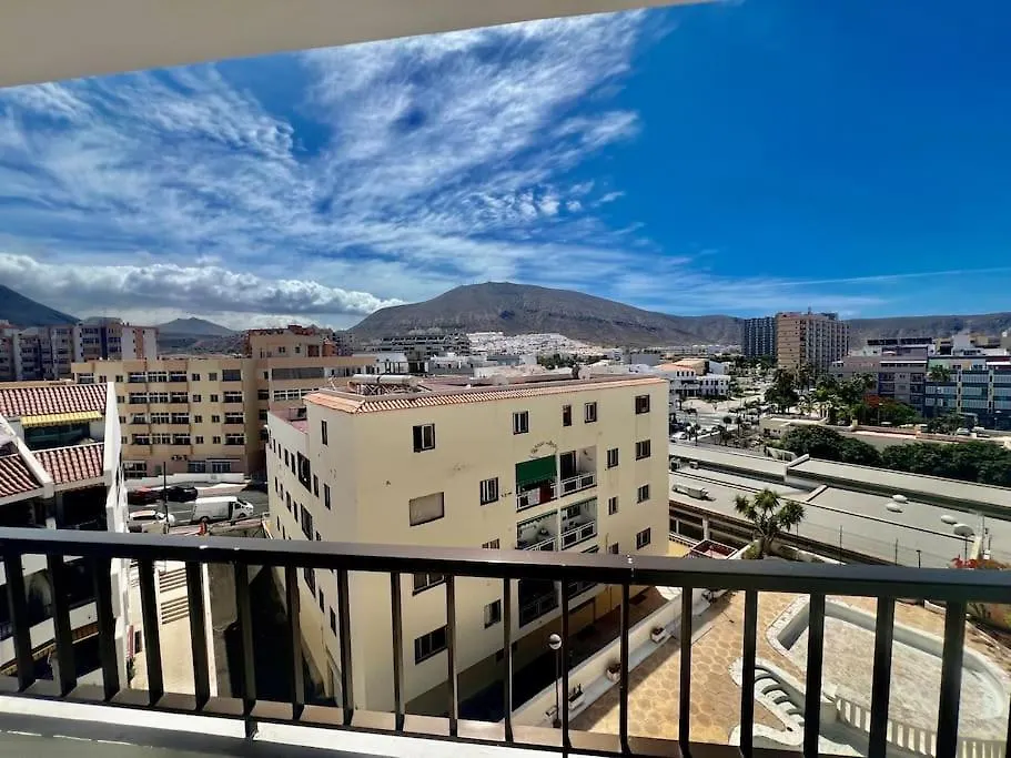 Apartment Los Cristianos Oasis, Modern Beachside Duplex